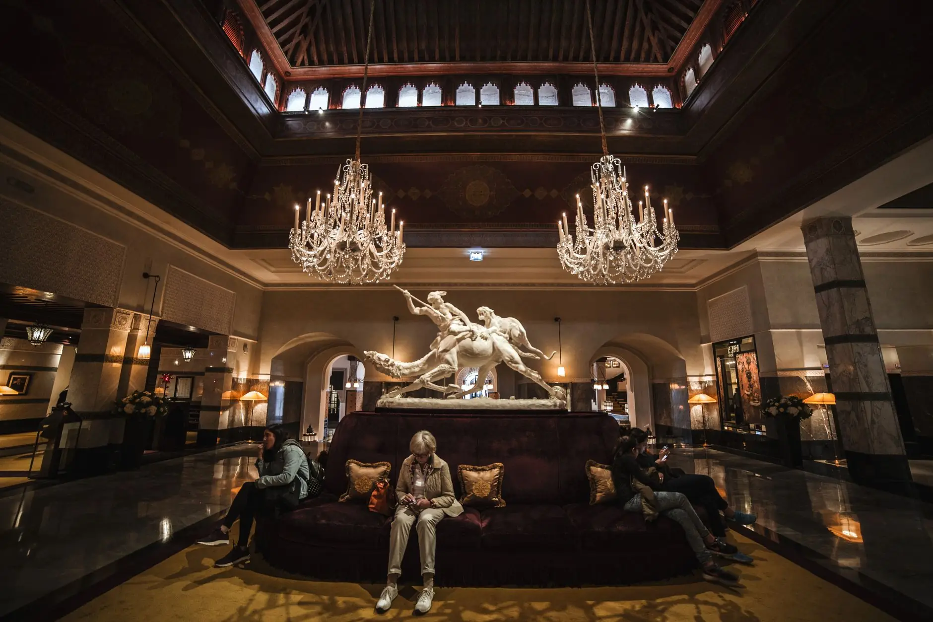 Veloriahotelhouse interior
